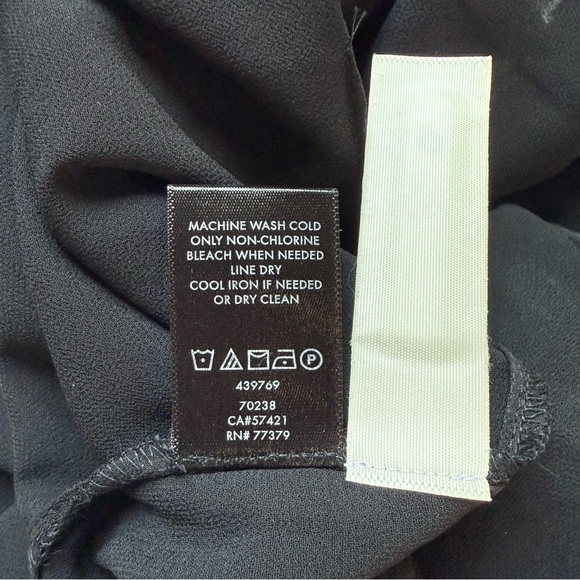 ANN TAYLOR MP Black Cotton Scalloped Eyelet 3/4 Bell Sleeves Medium PETITE Top - Picture 13 of 15